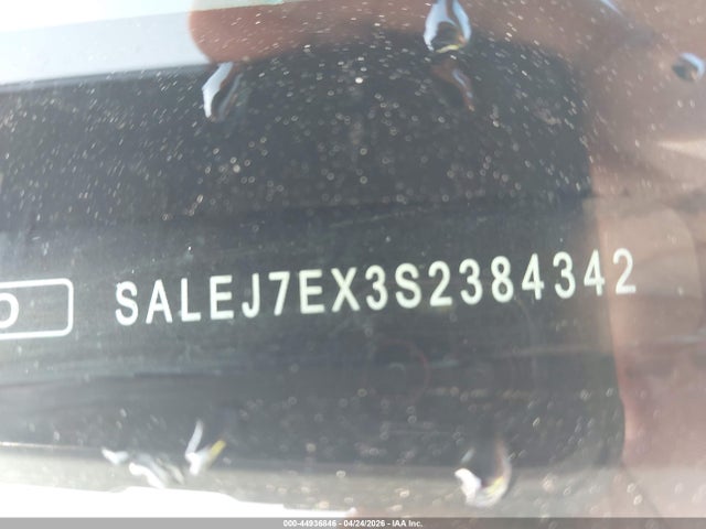Land Rover Defender 110 P300