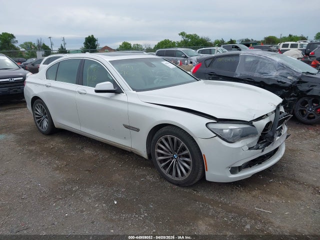 Salvage BMW 7 Series Image