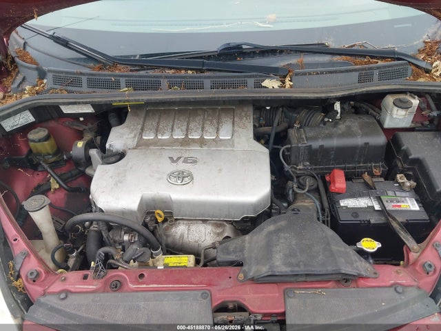 Toyota Sienna Le