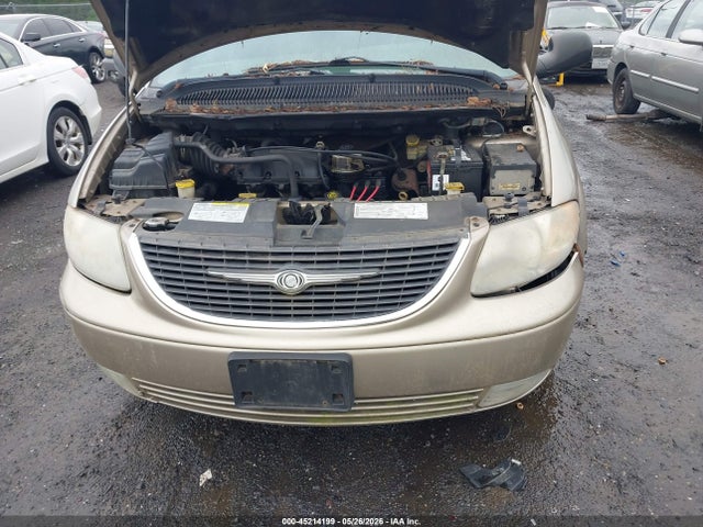 Chrysler Town & Country Touring
