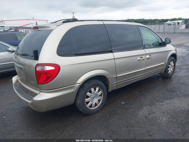 Chrysler Town & Country Touring