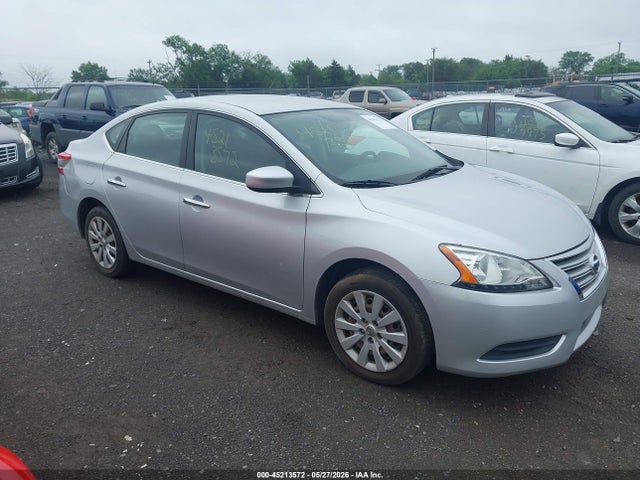 Salvage Nissan Sentra Image