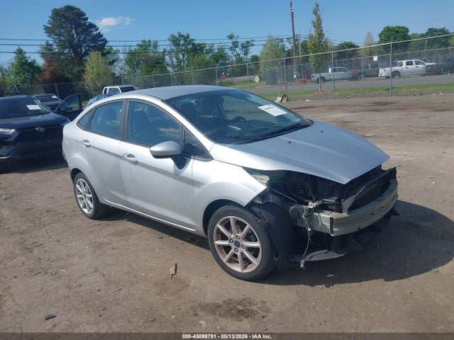 Salvage Ford Fiesta Image