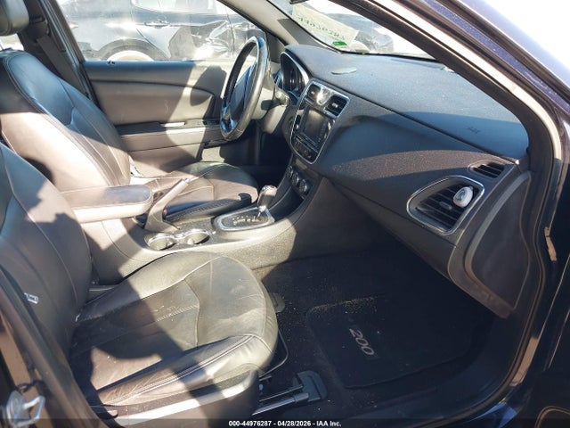 Chrysler 200 Limited