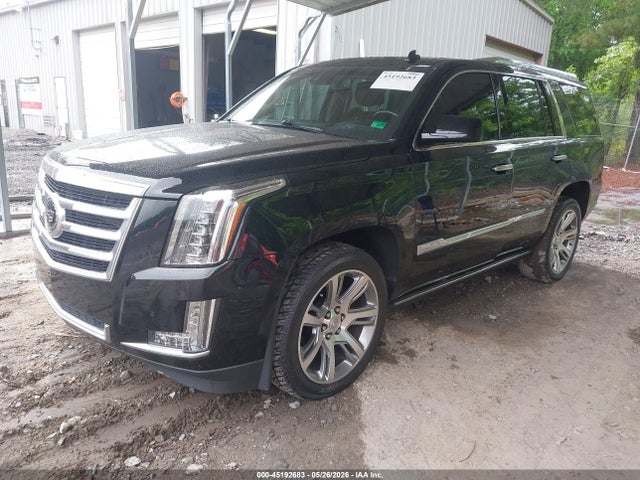 Cadillac Escalade Premium