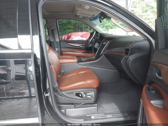 Cadillac Escalade Premium