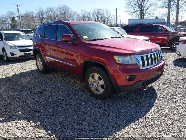 Salvage Jeep Grand Cherokee Image