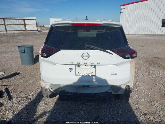 Nissan Rogue S Intelligent Awd