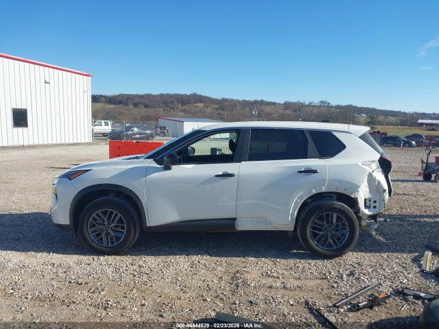 Nissan Rogue S Intelligent Awd