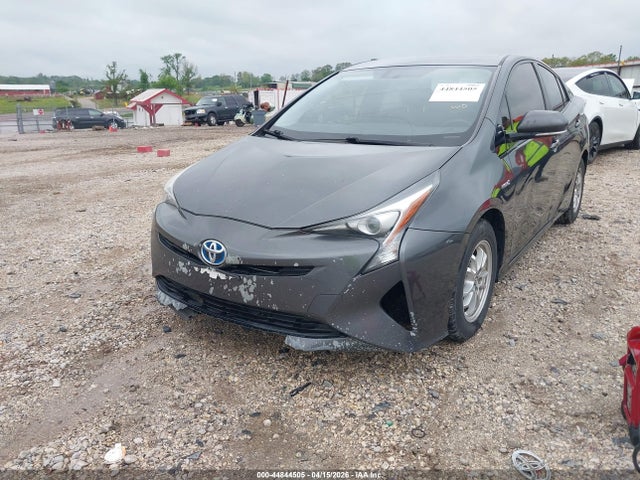 Toyota Prius Three