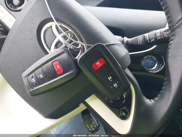 Toyota Prius Three