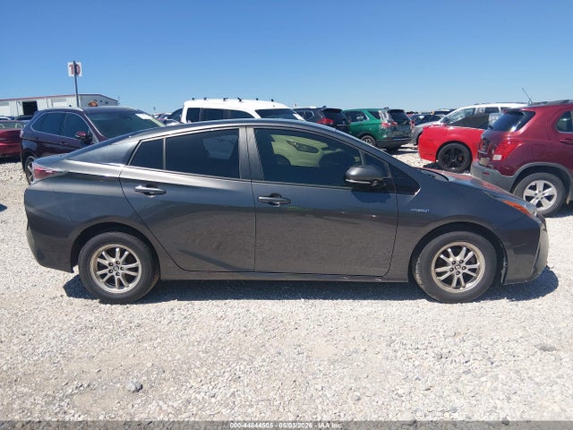 Toyota Prius Three