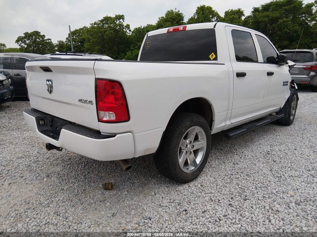 Ram 1500 Express  4x4 5'7 Box