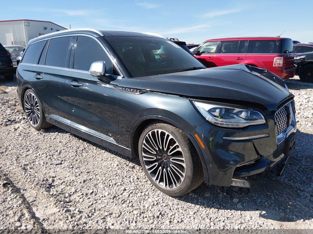 Salvage Lincoln Aviator Image