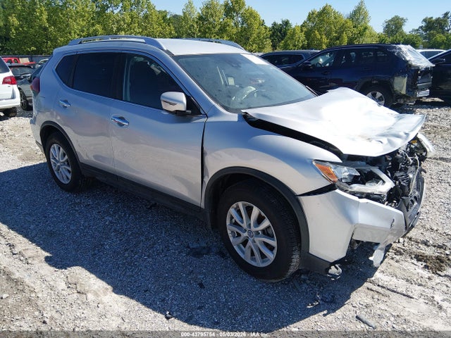Salvage Nissan Rogue Image