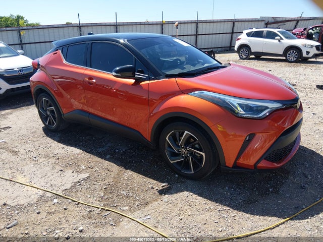 Salvage Toyota C-HR Image