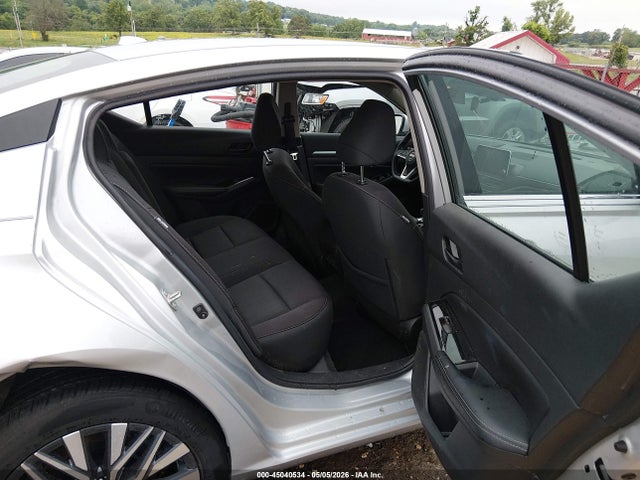 Nissan Altima Sv Fwd