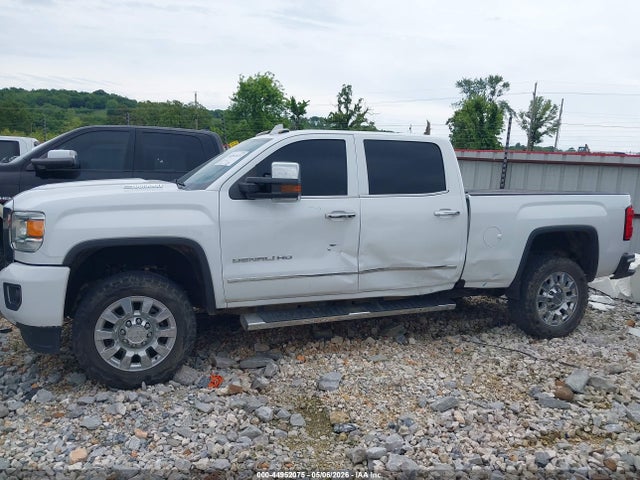 GMC Sierra 2500 Denali