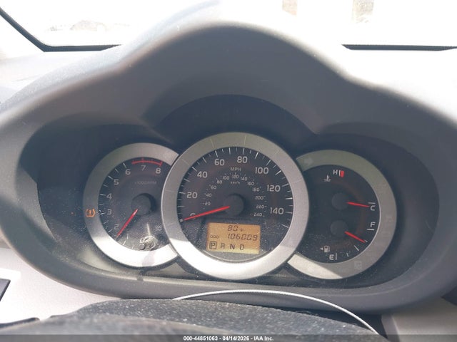 Toyota RAV4 Limited V6
