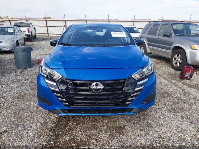 Nissan Versa 1.6 S
