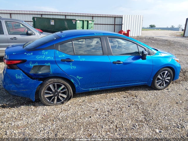 Nissan Versa 1.6 S