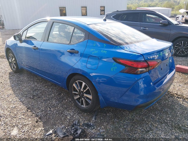Nissan Versa 1.6 S