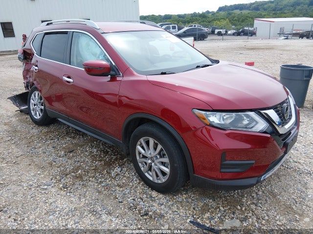 Salvage Nissan Rogue Image