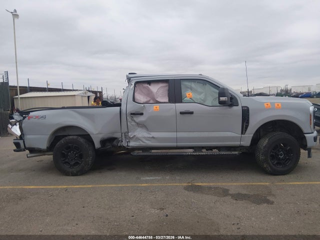 Ford F-250 Xl