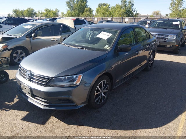 Volkswagen Jetta 2.0l S