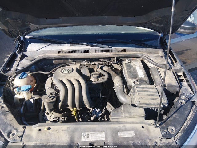 Volkswagen Jetta 2.0l S