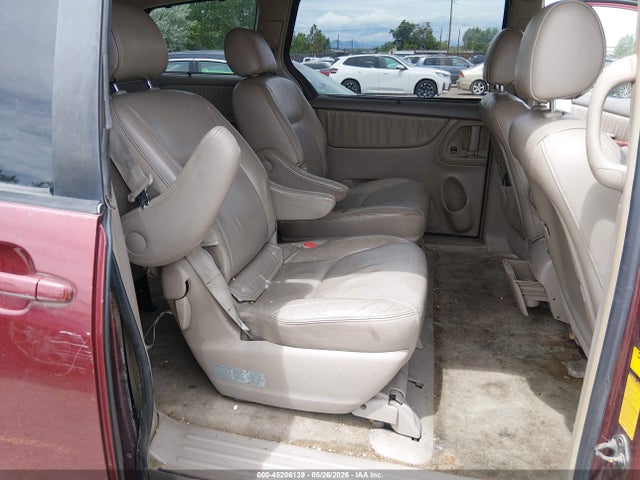 Toyota Sienna Xle