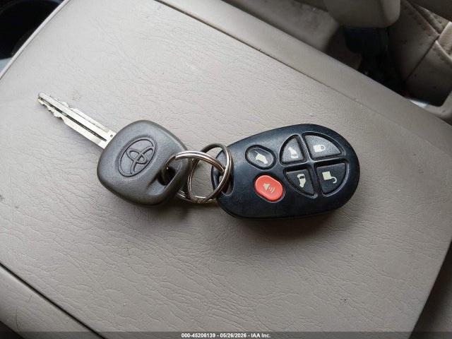 Toyota Sienna Xle