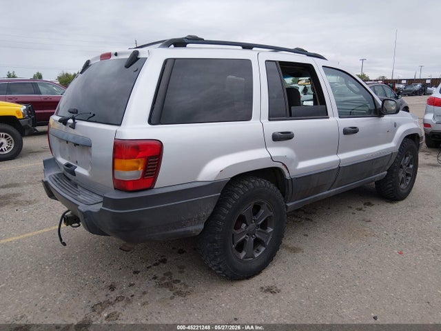 Jeep Grand Cherokee Laredo