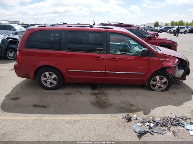 Dodge Grand Caravan Sxt