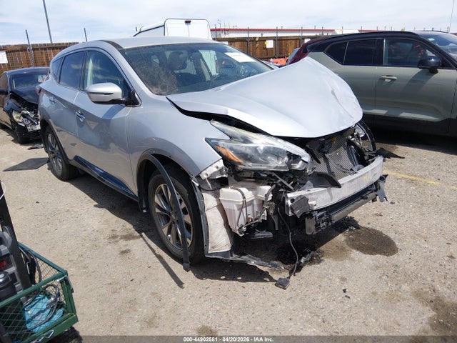 Salvage Nissan Murano Image