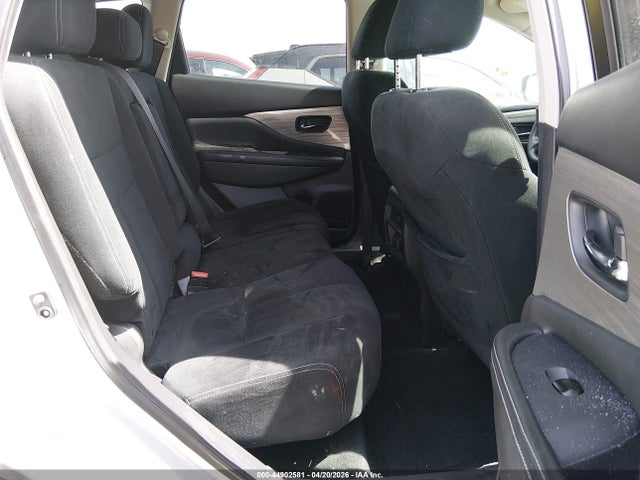 Nissan Murano S
