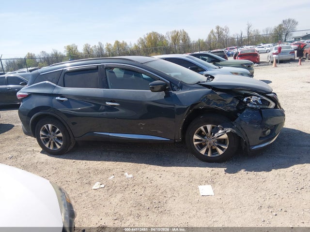 Nissan Murano Sv