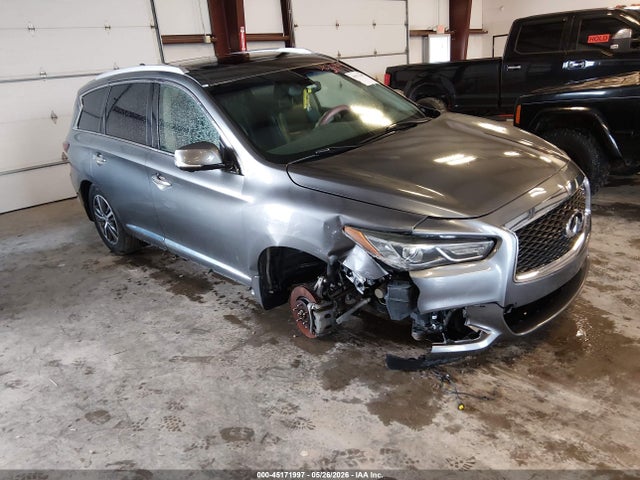 Salvage INFINITI Qx Image