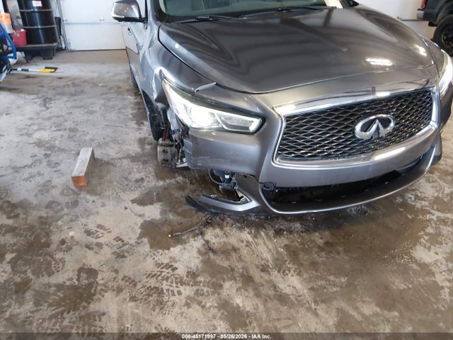 INFINITI Qx