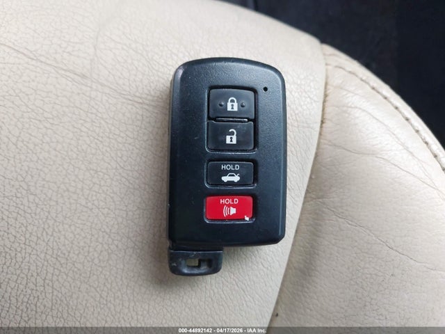 Toyota Avalon Hybrid Xle Premium