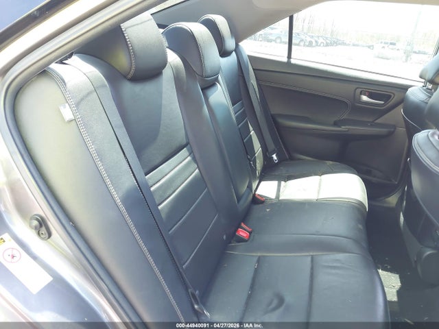 Toyota Camry Xle V6
