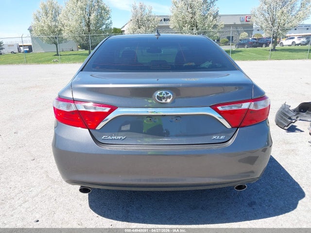 Toyota Camry Xle V6