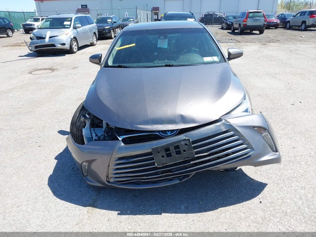 Toyota Camry Xle V6