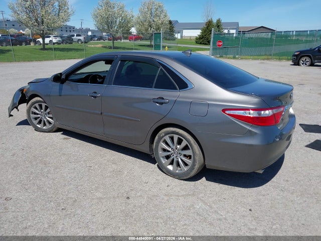 Toyota Camry Xle V6