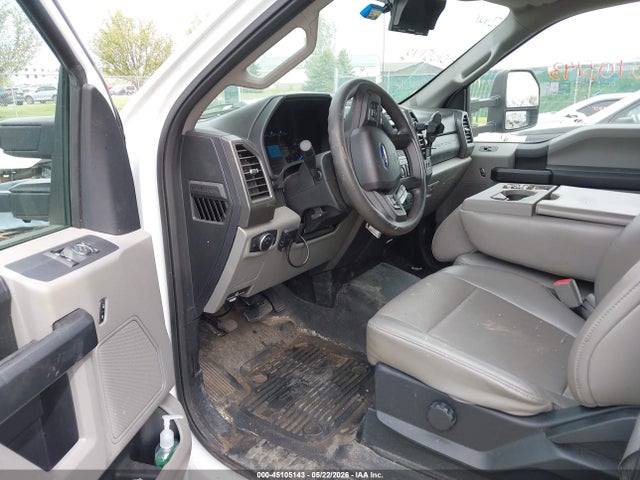 Ford F-450 Xl