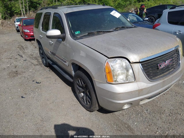 Salvage GMC Yukon Image