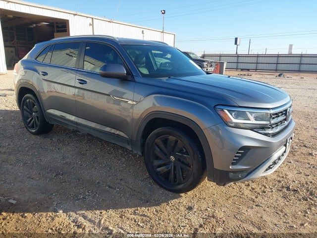 Salvage Volkswagen Atlas Image