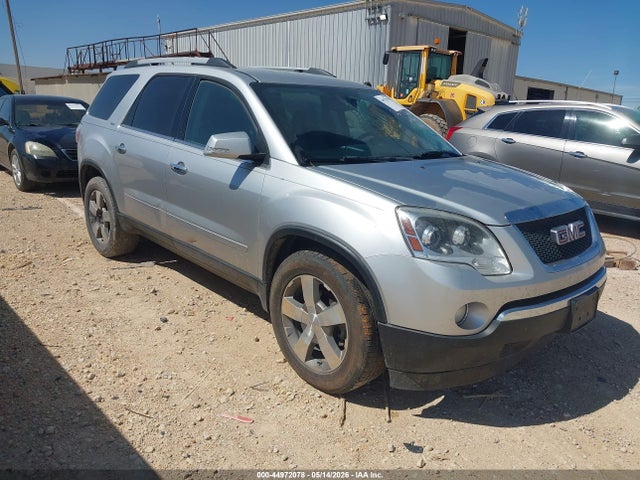 Salvage GMC Acadia Image
