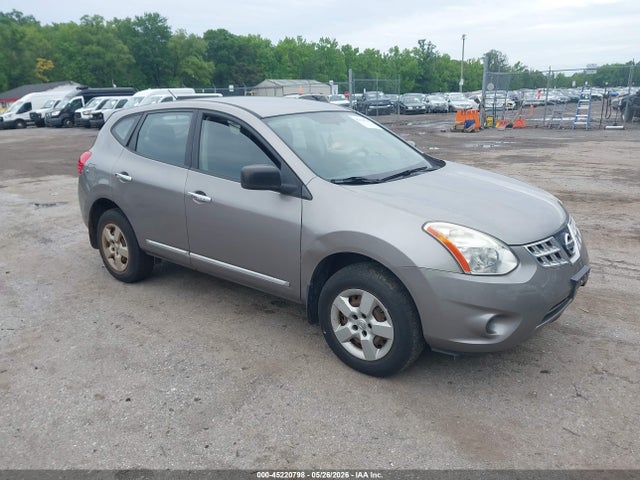 Salvage Nissan Rogue Image