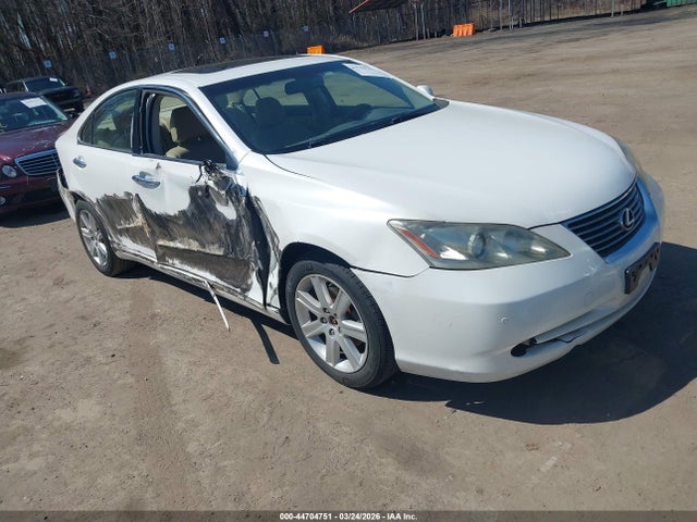 Salvage Lexus Es Image